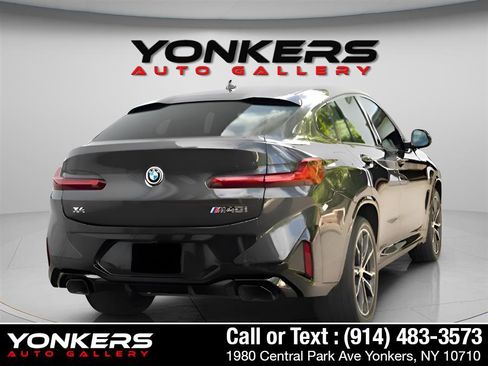 Used 2022 BMW X4 M40i w/ Premium Package image 8
