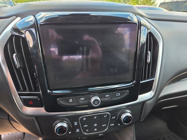 Used 2020 Chevrolet Traverse RS w/ LPO, Floor Liner Package AWD/4WD image 6