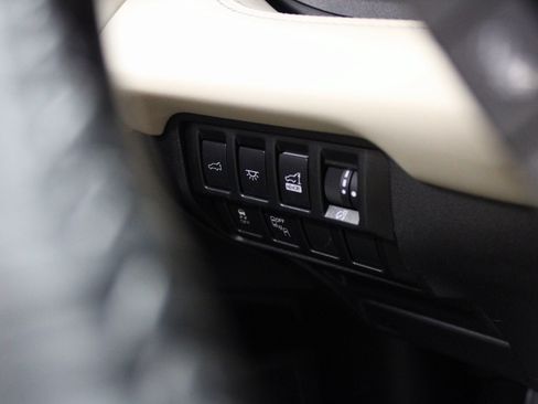 Used 2020 Subaru Ascent Limited AWD/4WD image 36