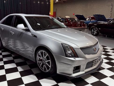 Used 2014 Cadillac CTS V image 9
