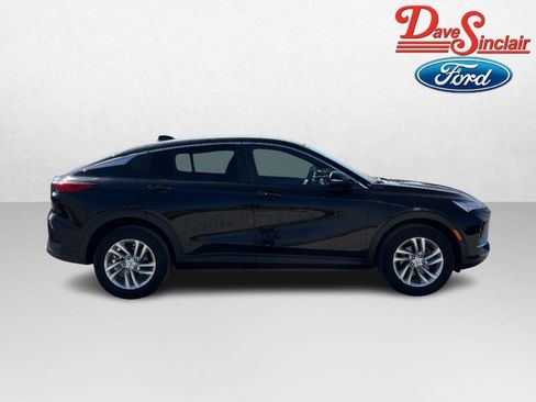 Used 2024 Buick Envista Preferred w/ Convenience I Package FWD image 5