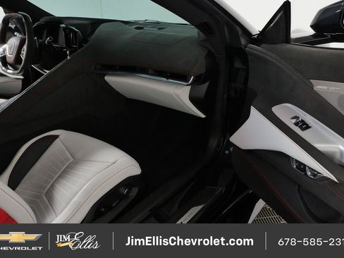 Used 2023 Chevrolet Corvette Z06 RWD image 23