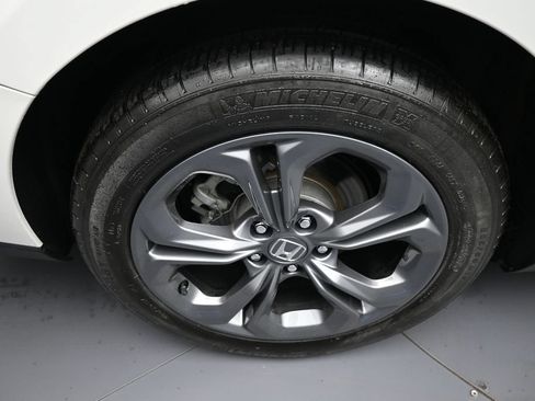Used 2023 Honda Accord EX image 12