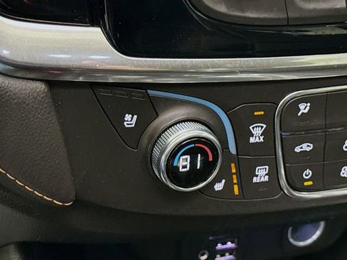 Used 2021 Chevrolet Traverse Premier w/ Redline Edition image 21