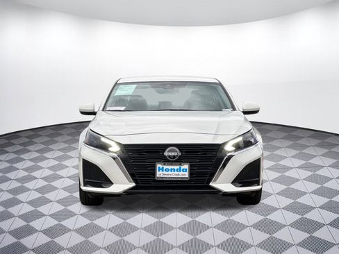Used 2023 Nissan Altima 2.5 S image 5