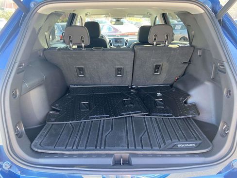 Used 2020 Chevrolet Equinox LT w/ Driver Convenience Package image 31