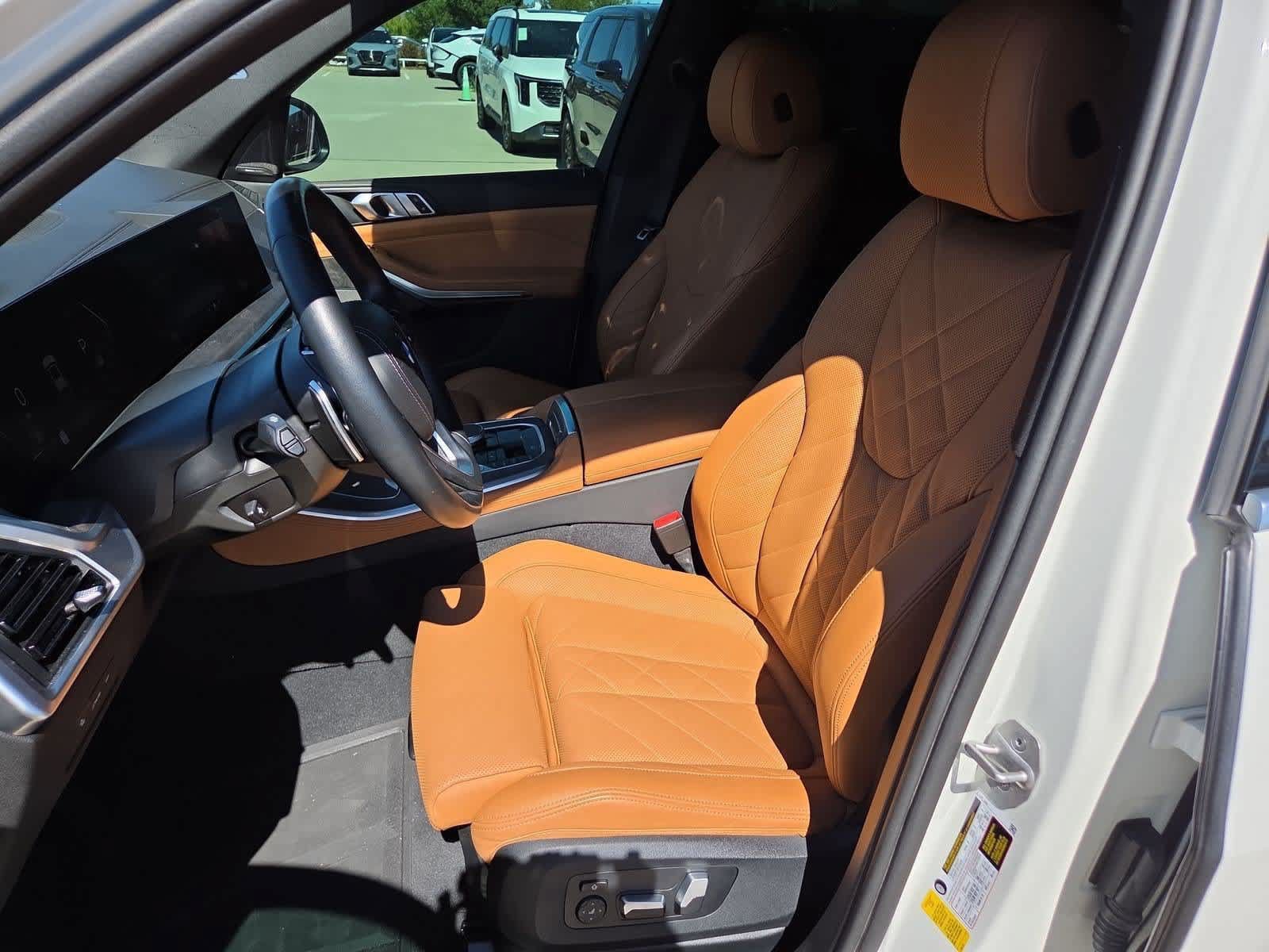 Used 2024 BMW X5 sDrive40i w/ Premium Package RWD image 15