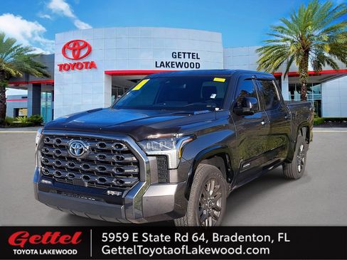 Used 2023 Toyota Tundra Platinum image 1