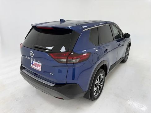 Used 2021 Nissan Rogue SV FWD image 40