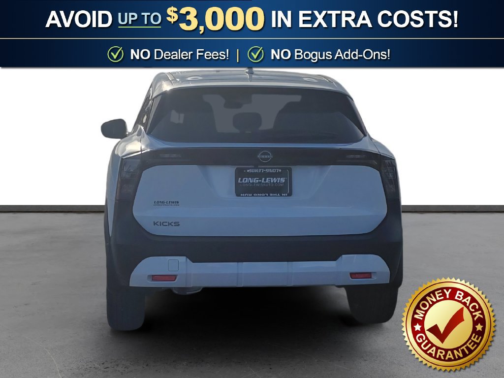 Used 2025 Nissan Kicks SV FWD image 5