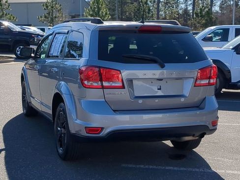 Used 2019 Dodge Journey SE w/ Connectivity Group image 6
