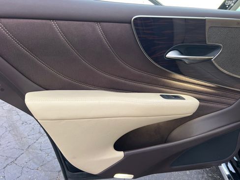 Used 2020 Lexus LS 500 AWD image 13