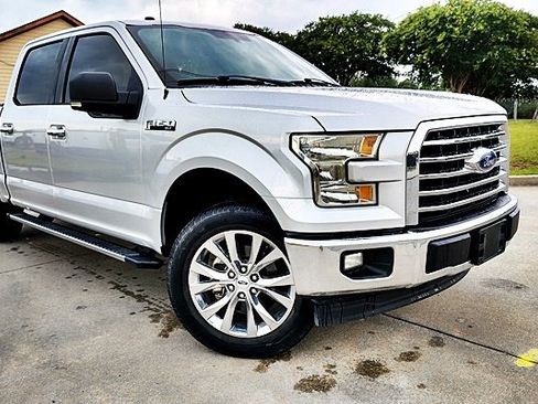 Used 2017 Ford F150 XLT w/ Equipment Group 302A Luxury RWD image 2