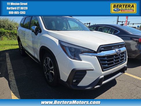 Used 2023 Subaru Ascent Limited w/ Technology Package AWD/4WD image 1