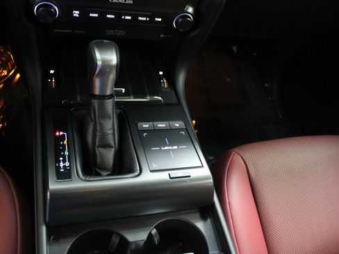 Used 2023 Lexus GX 460 Premium image 30