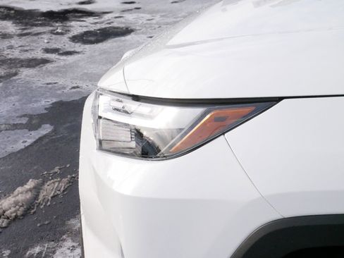 Certified 2025 Toyota RAV4 LE image 16