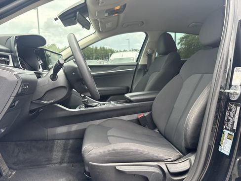 Used 2021 Kia K5 LXS FWD image 10