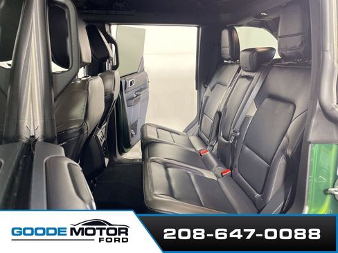 Used 2025 Ford Bronco Outer Banks image 18