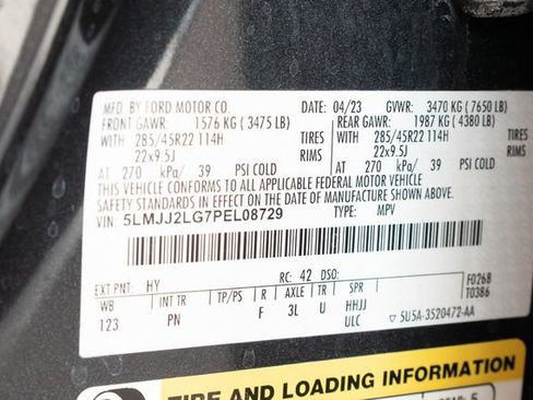 Used 2023 Lincoln Navigator Reserve AWD/4WD image 38