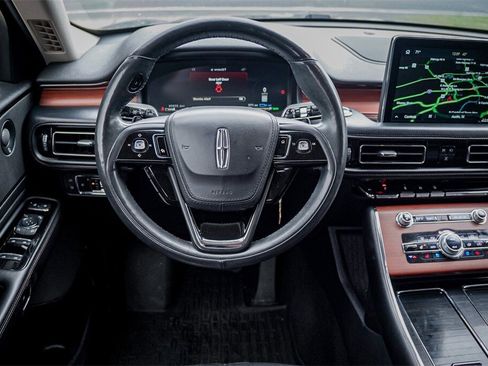 Used 2021 Lincoln Aviator Grand Touring w/ Elements Package Plus image 21