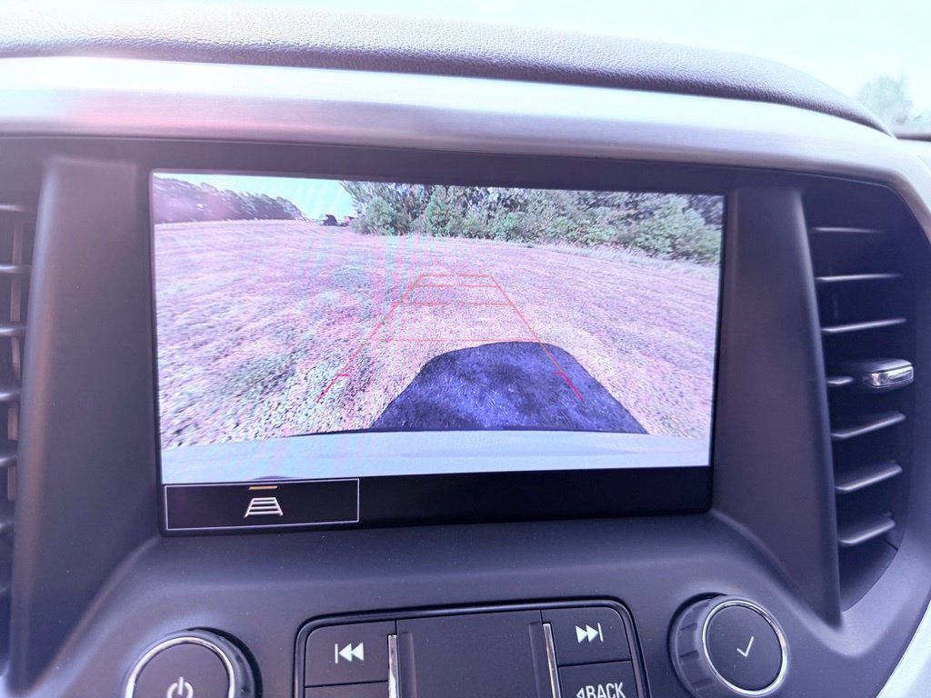 Used 2023 GMC Acadia SLT w/ Elevation Edition FWD image 26