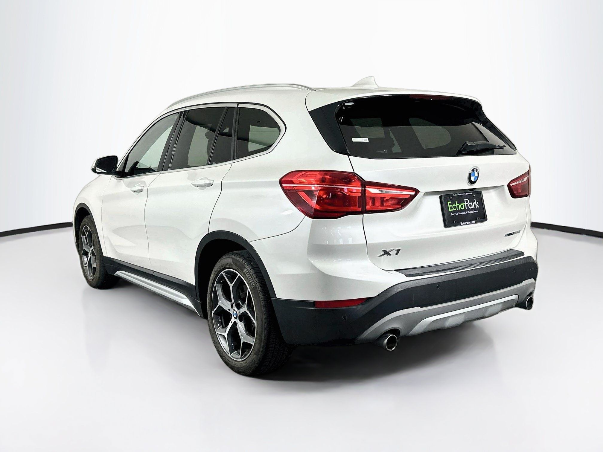 Used 2018 BMW X1 sDrive28i w/ Convenience Package FWD image 5