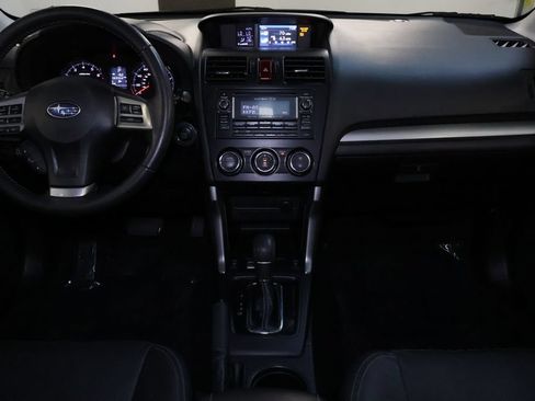 Used 2015 Subaru Forester 2.5i Touring AWD/4WD image 18
