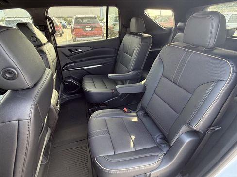 New 2026 Chevrolet Traverse High Country image 24