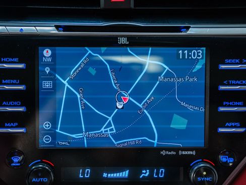 Used 2019 Toyota Camry XSE w/ Navigation Package FWD image 18