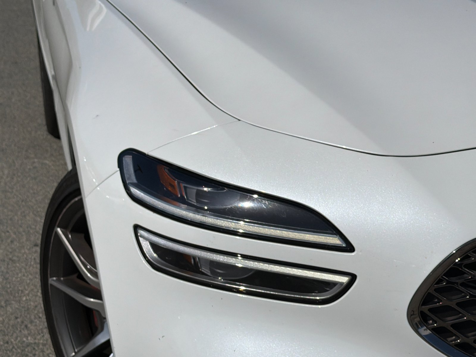 Used 2025 Genesis G70 2.5T RWD image 36