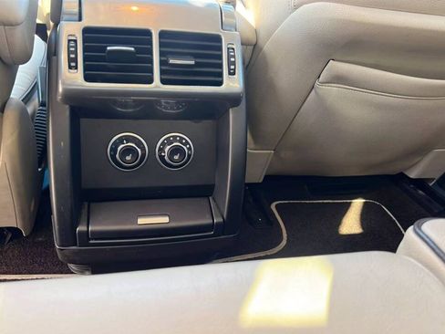 Used 2011 Land Rover Range Rover HSE AWD/4WD image 20