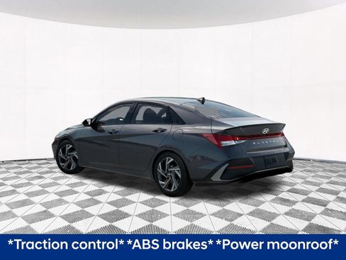 Used 2026 Hyundai Elantra SEL Sport Premium FWD image 7