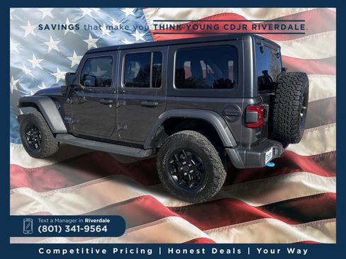 Used 2024 Jeep Wrangler Unlimited image 3