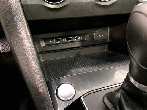Used 2019 Volkswagen Tiguan SEL Premium AWD/4WD image 17