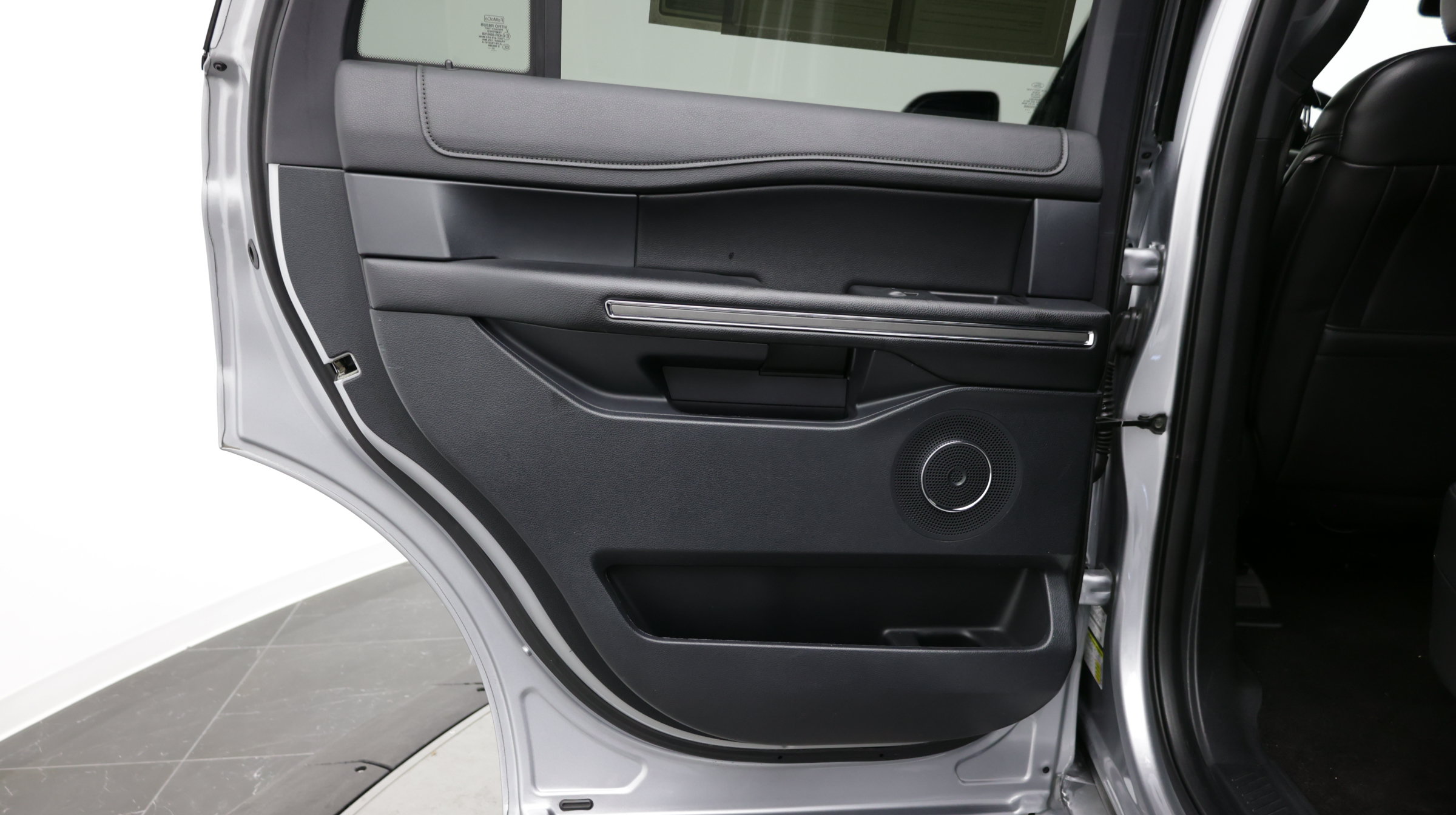 Used 2021 Ford Expedition XLT AWD/4WD image 30