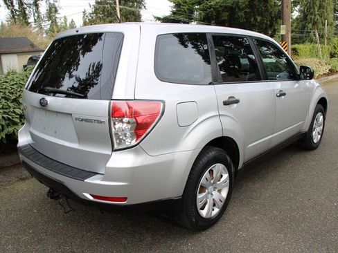 Used 2009 Subaru Forester 2.5X w/ Popular Equipment Group 1B image 3