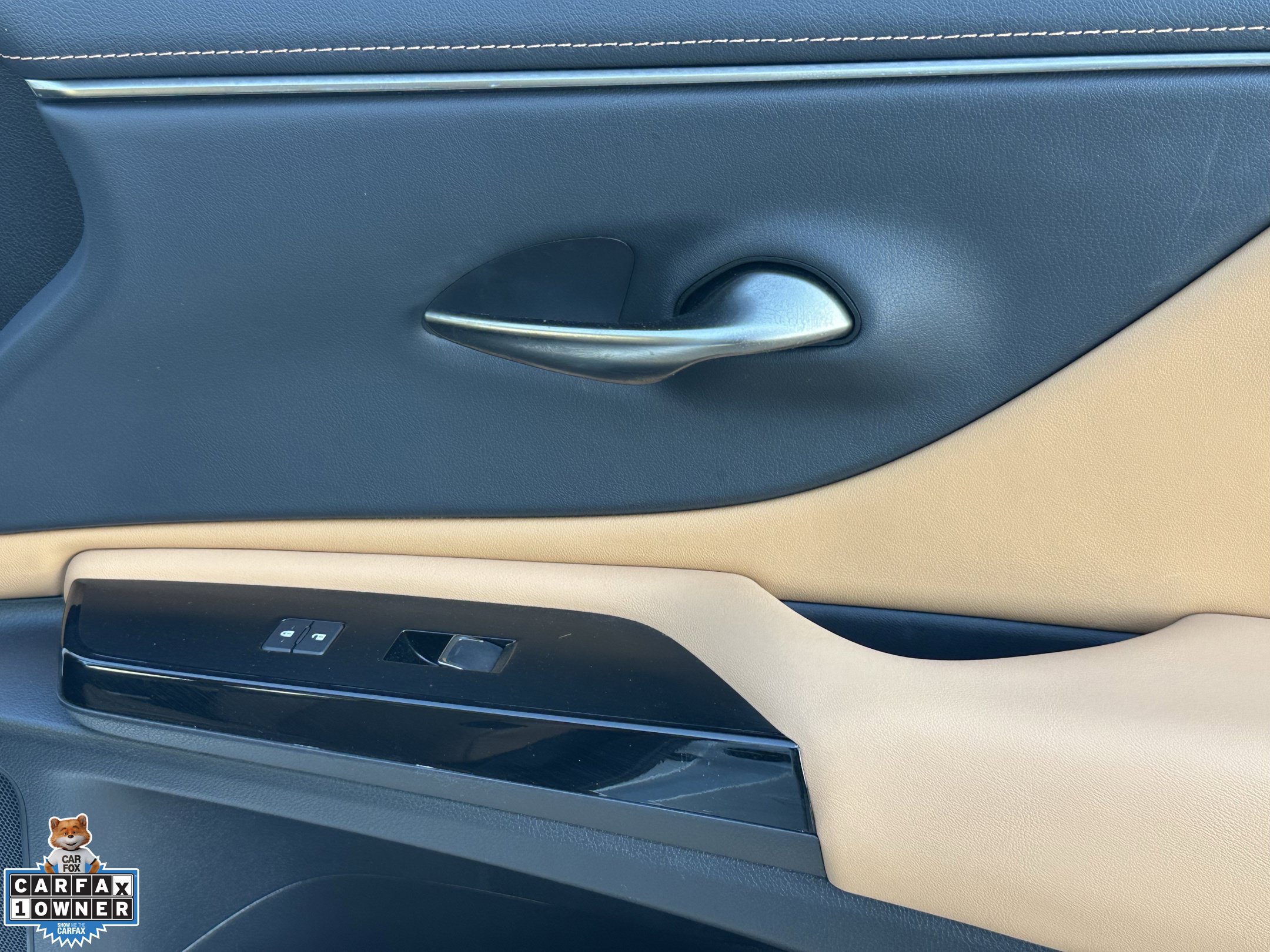 Used 2023 Lexus ES 350 w/ Premium Package FWD image 30