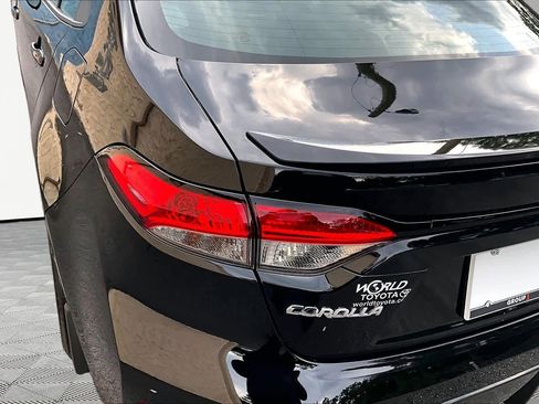Used 2026 Toyota Corolla SE FWD image 29