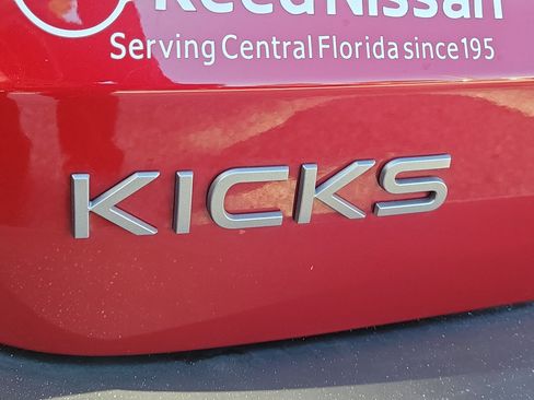 Certified 2025 Nissan Kicks SV FWD image 12