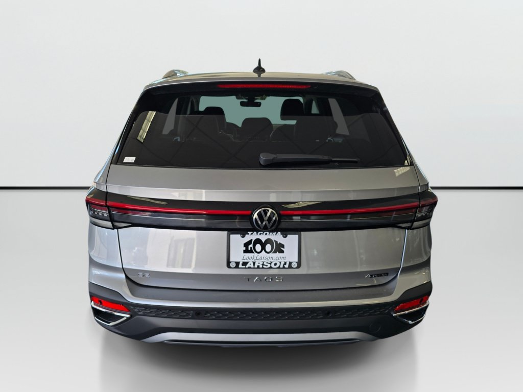 New 2026 Volkswagen Taos SE AWD/4WD image 4