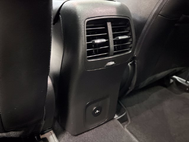 Used 2023 Ford Escape Platinum w/ Premium Technology Package AWD/4WD image 37
