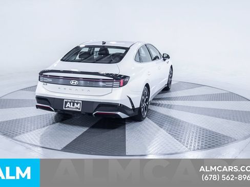 Used 2025 Hyundai Sonata SEL FWD image 9