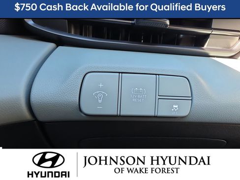 New 2026 Hyundai Elantra Limited image 35