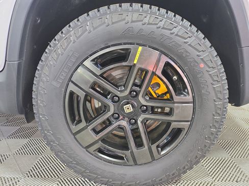 Used 2022 Rivian R1T Launch Edition image 10