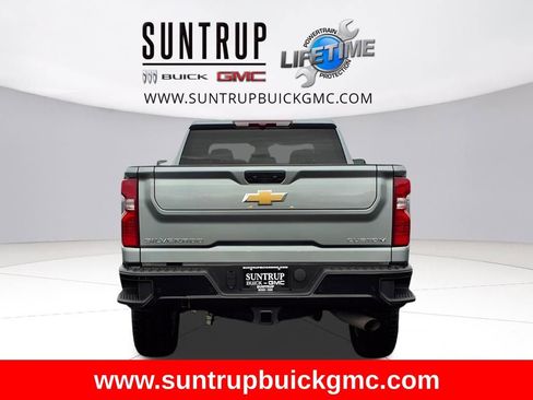 Used 2024 Chevrolet Silverado 2500 Custom w/ Custom Value Package image 24
