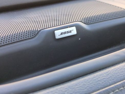 Used 2015 GMC Canyon SLE image 30