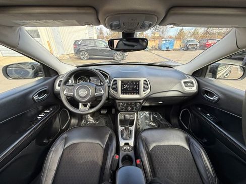 Used 2018 Jeep Compass Latitude w/ Popular Equipment Group image 23