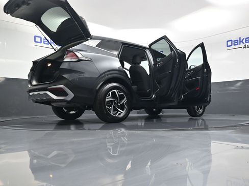 Certified 2024 Kia Sportage LX image 58
