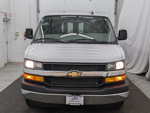 Used 2024 Chevrolet Express 2500 w/ Driver Convenience Package image 13