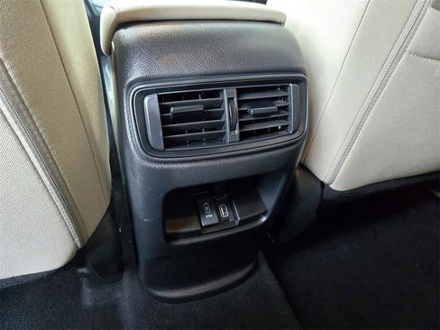 Used 2018 Honda CR-V EX image 11